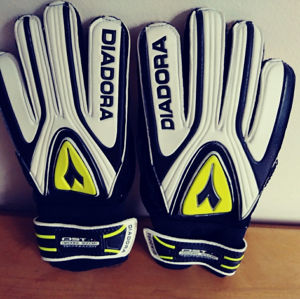 Diadora SpA Men's sz 9 Italian DST Soccer Gloves